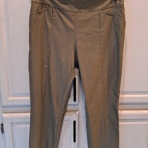 Chico's So Slimming Pants in Khaki Green